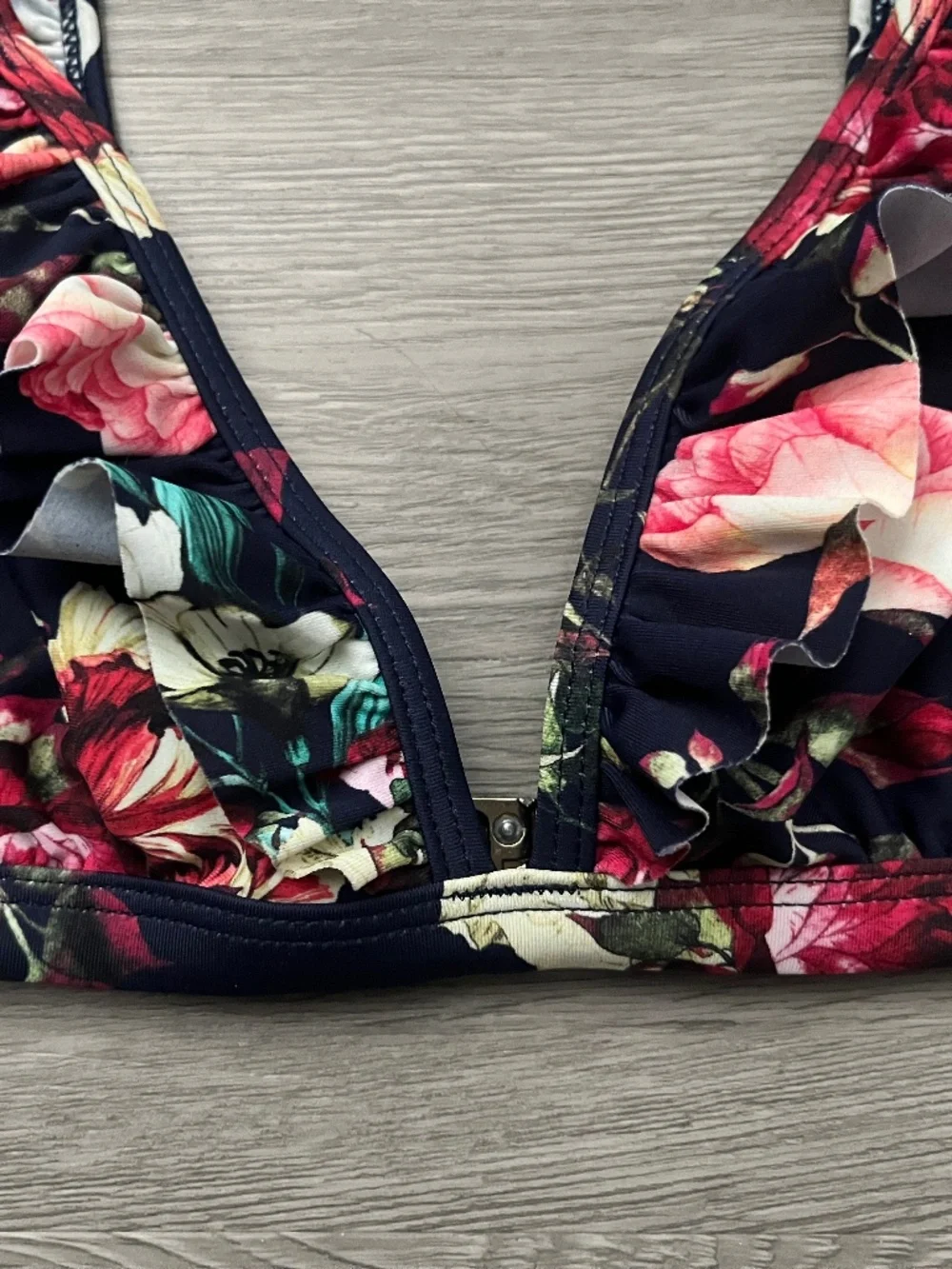 Cupshe Women's Ruffled OTS Floral Print Bikini Top, Navy Blue Size M - Picture 5 of 14